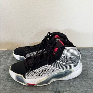 Jordan Black Basketball Sneakers with Red Trim YOUTH Big Boys (Size 5.5Y) - USED